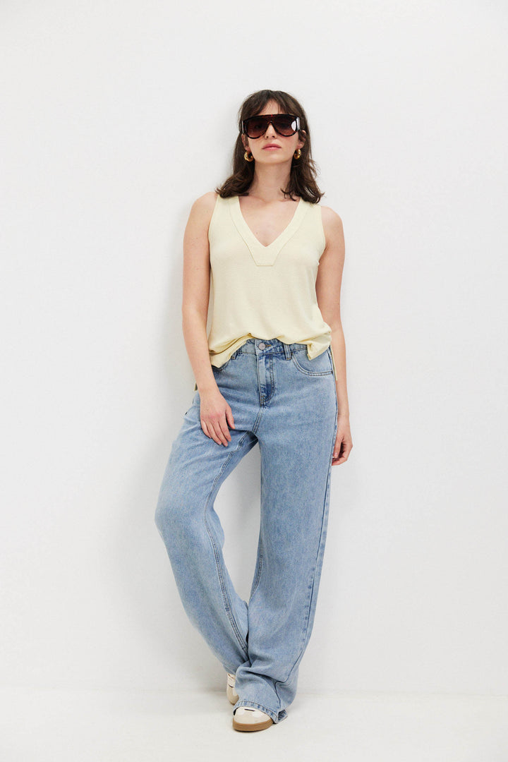 CARA STRAIGHT LEG TENCEL JEANS