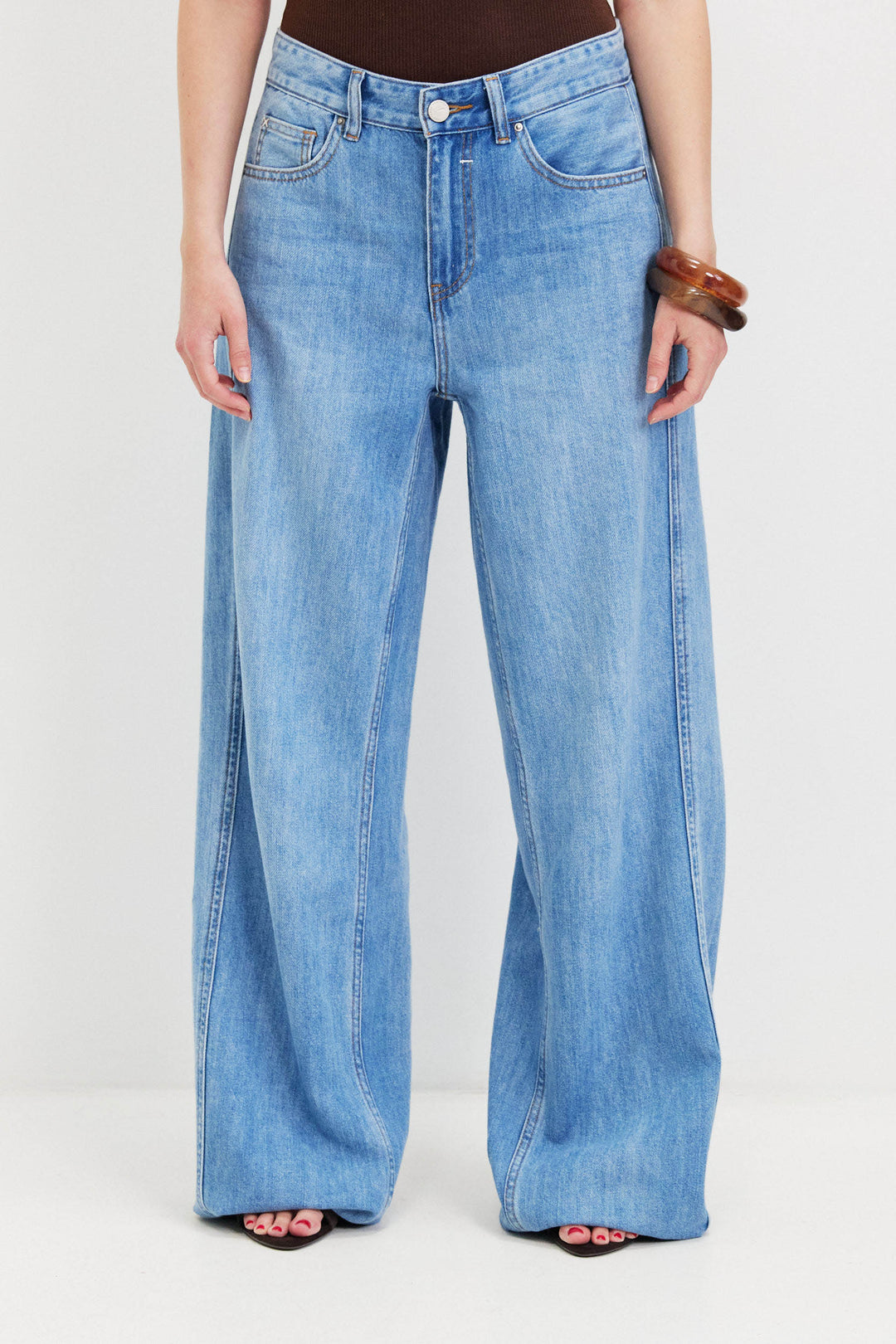WIDE LEG JEANS
