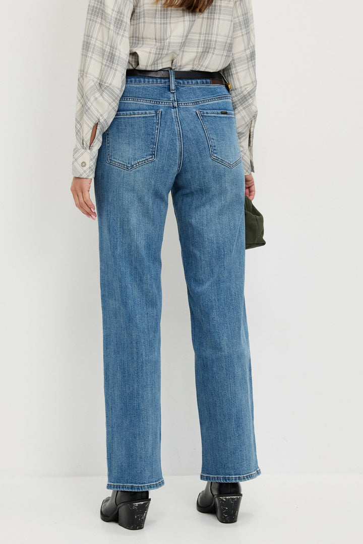 CARA STRAIGHT JEANS