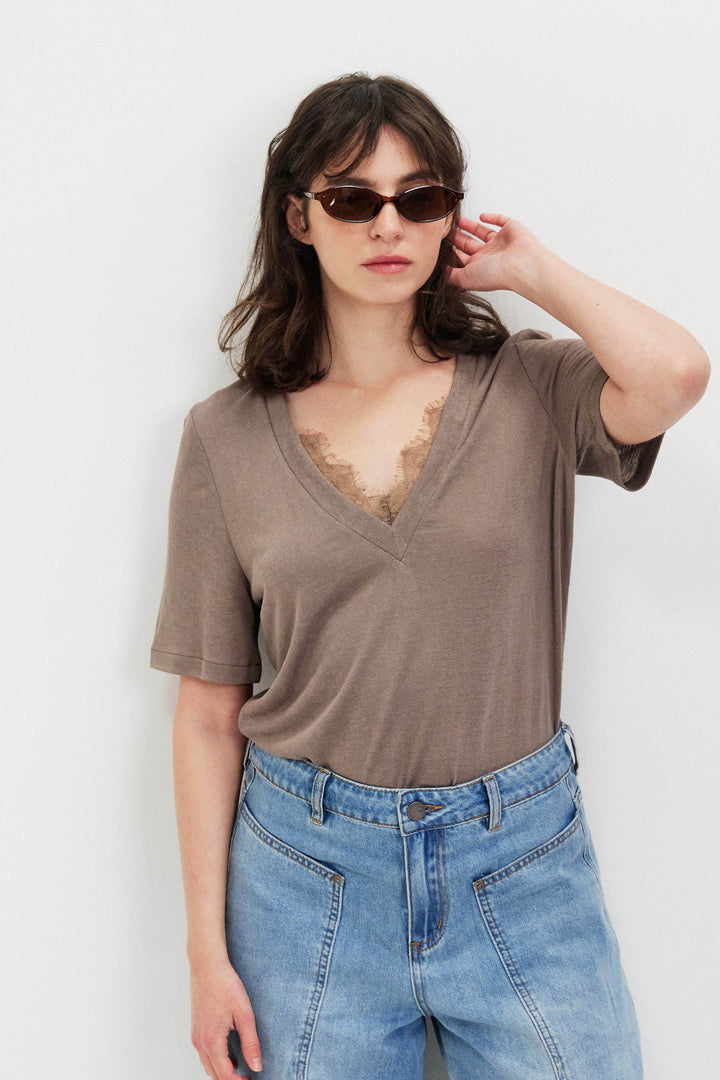 JESS MOCHA  SHIRT