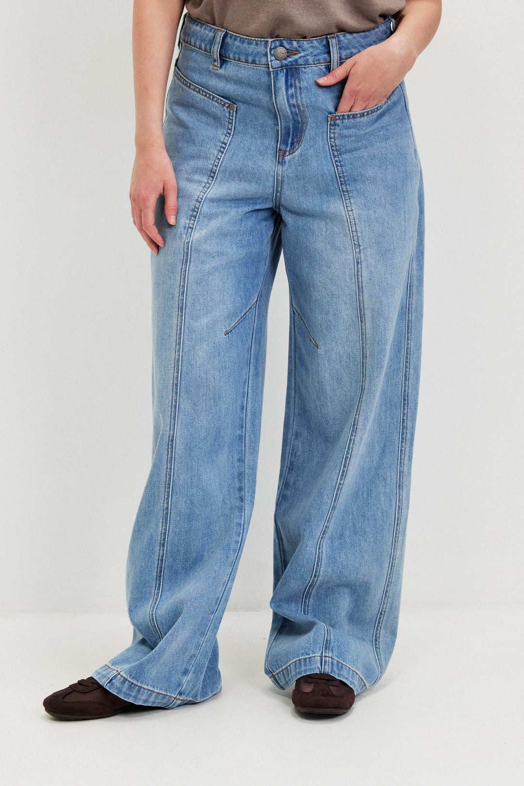WIDE LEG JEANS