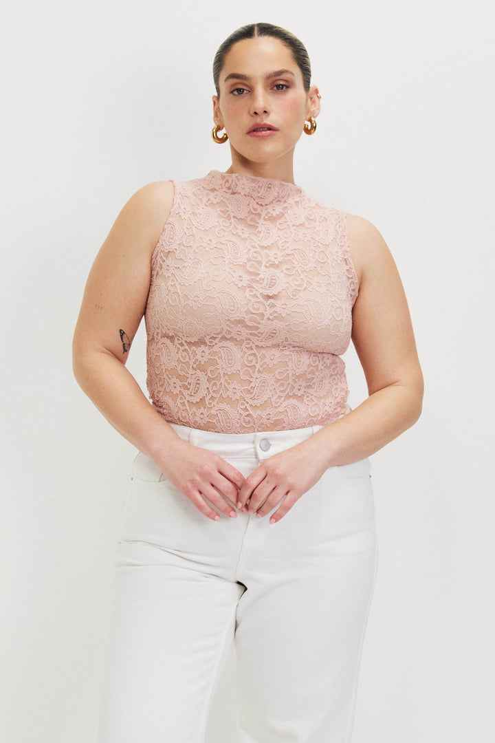 FAYE  POWDER LACE TOP