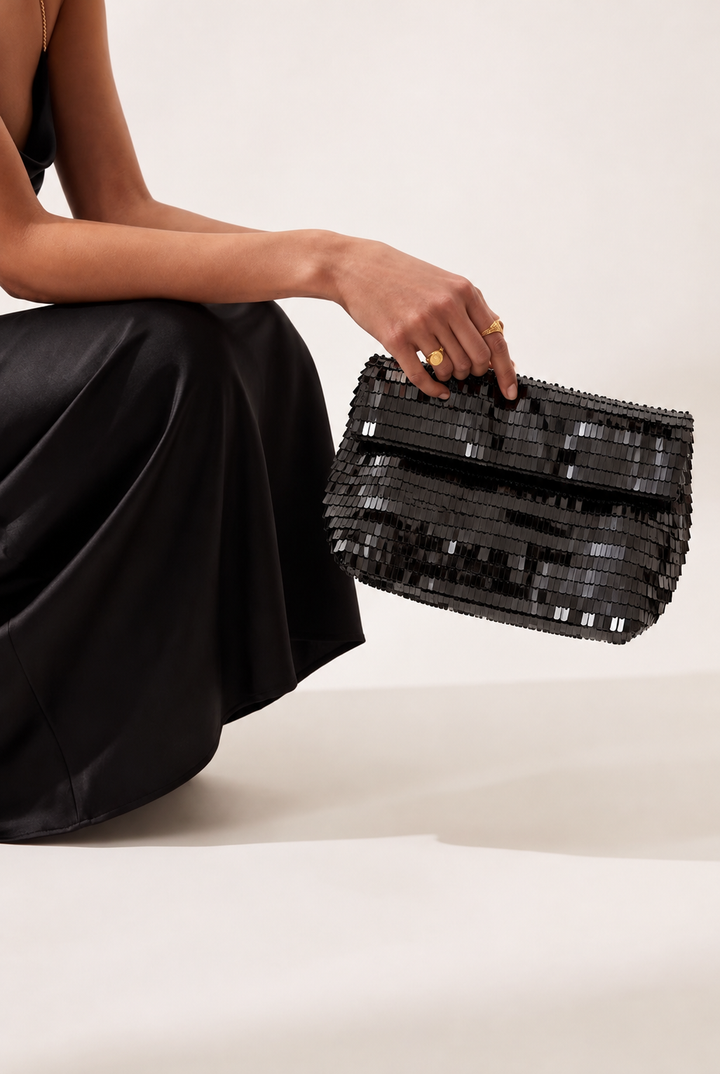 SILVER SEQUIN BLACK CLUTCH