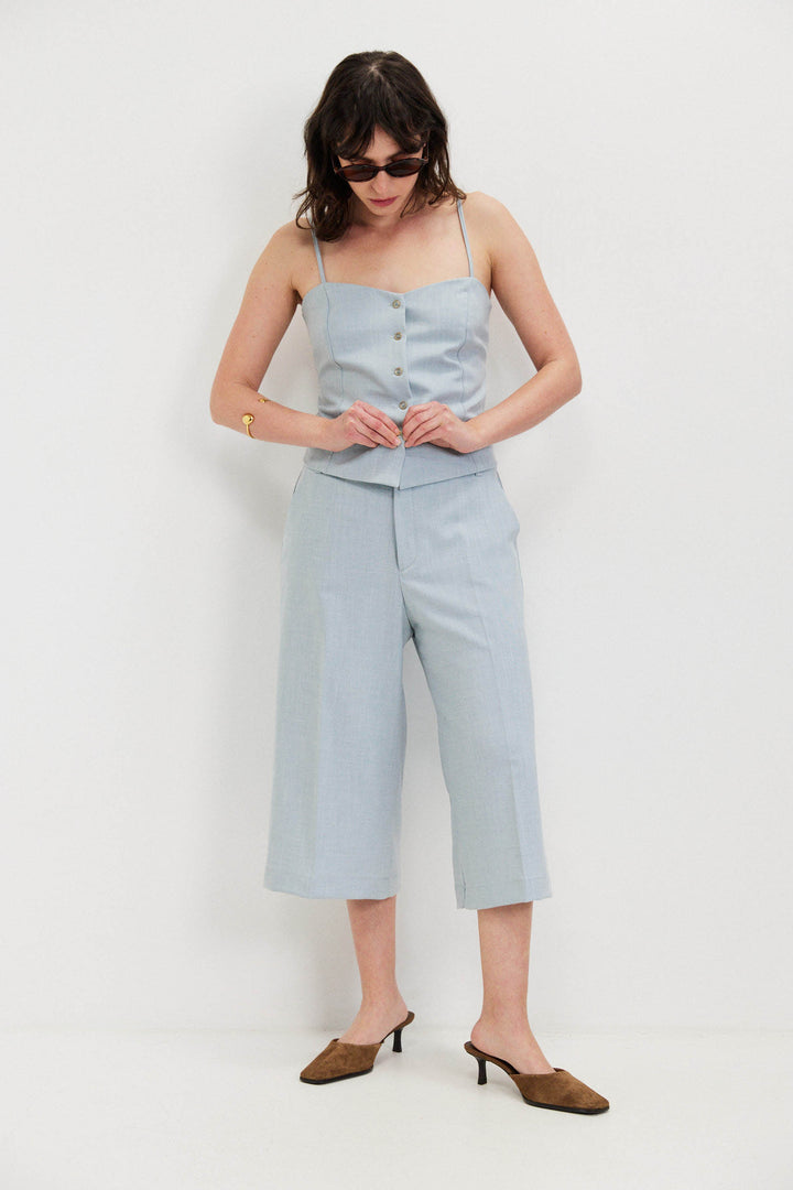 WIDE LEG LIGHT BLUE BERMUDA