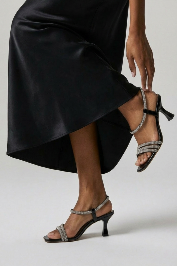 CRYSTAL STRAP BLACK MID HEEL MULES