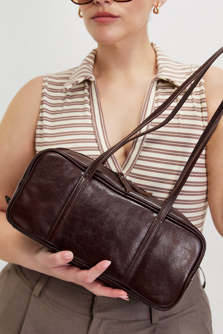 STRUCTURED LEATHER SHOULDER BURGUNDY BAG