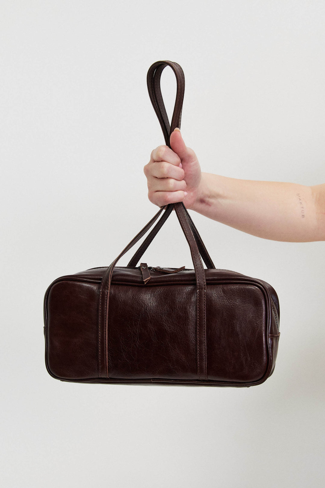 STRUCTURED LEATHER SHOULDER BURGUNDY BAG