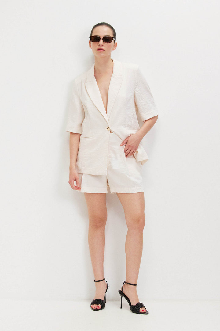 JUNE BUTTER SHORT PANTS