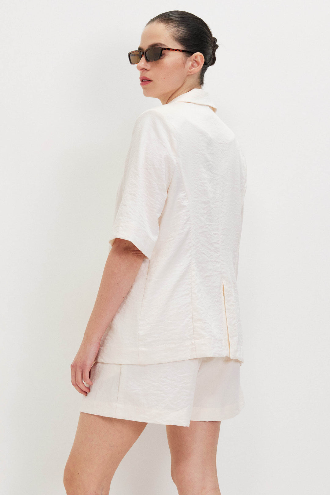 JUNE SHORT BUTTER JACKET