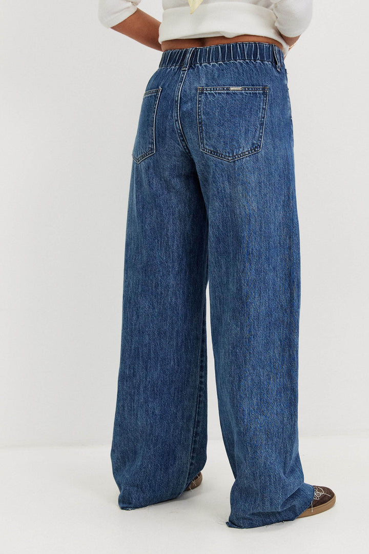 WIDE LEG JEANS