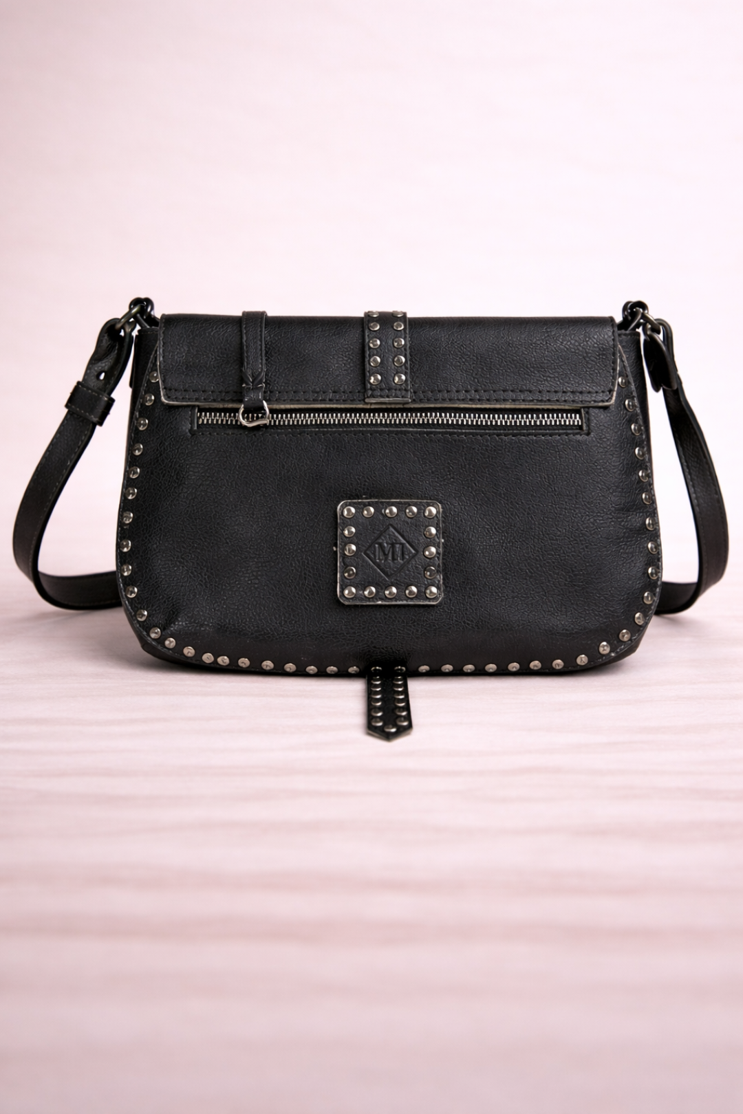 STUDDED LEATHER BELT BLACK BAG