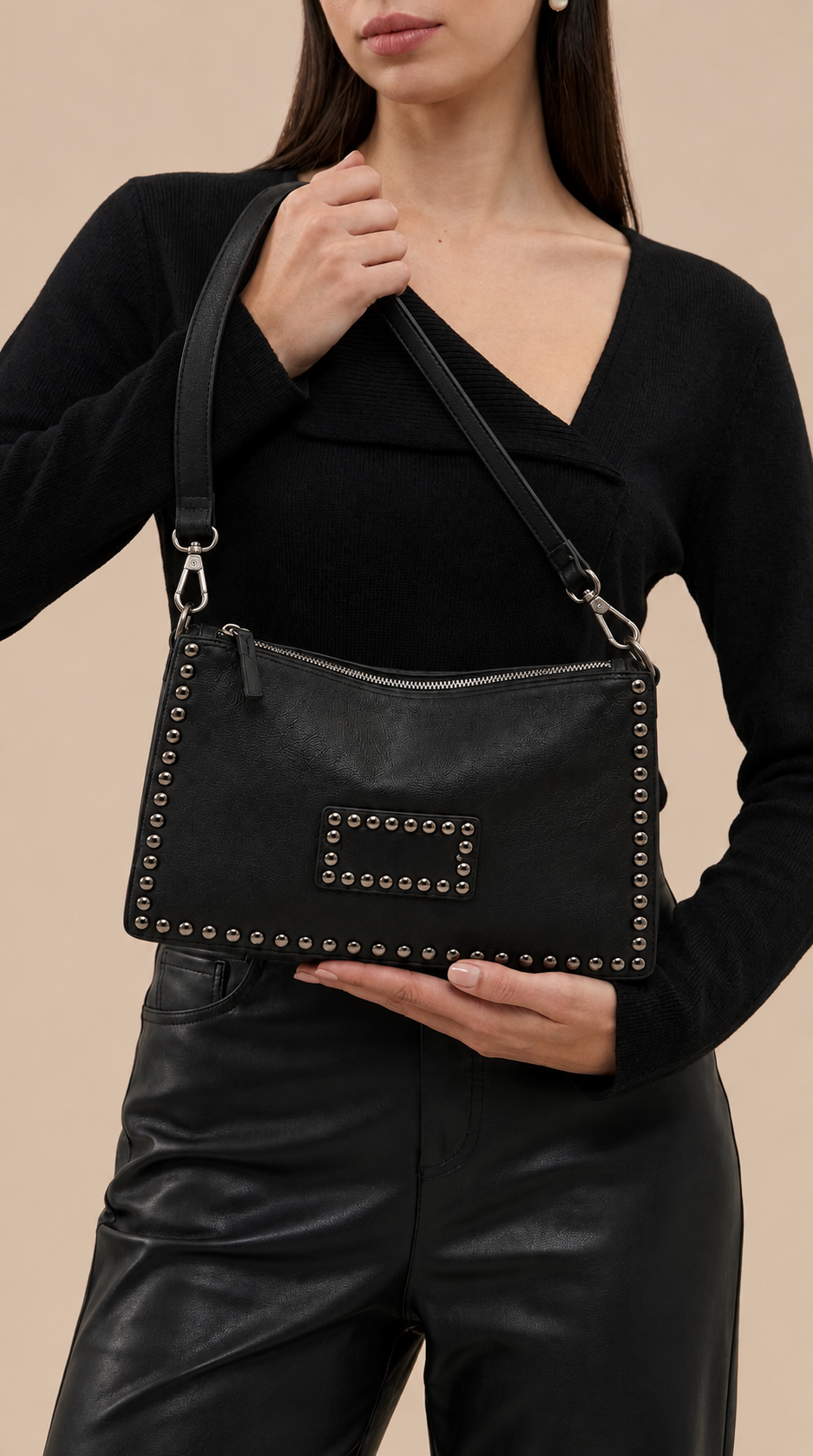 STUDDED SHOULDER BLACK BAG