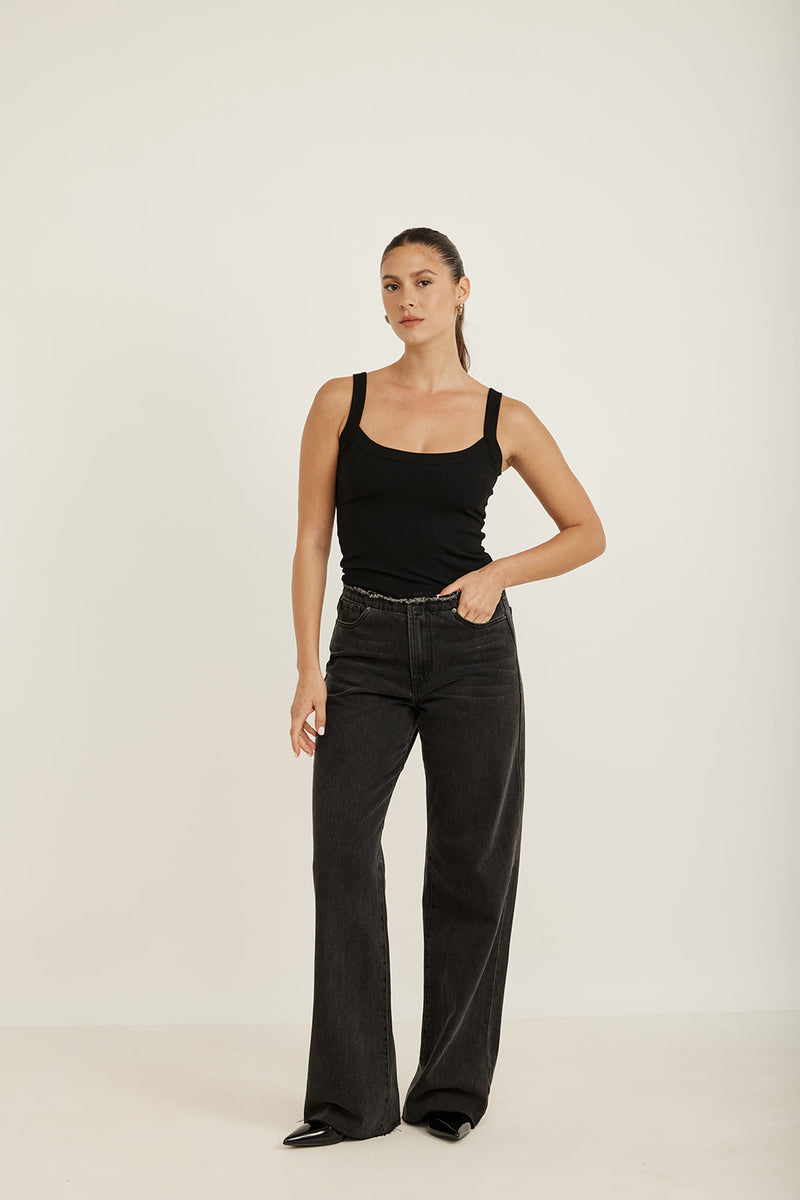 WIDE LEG BLACK JEANS