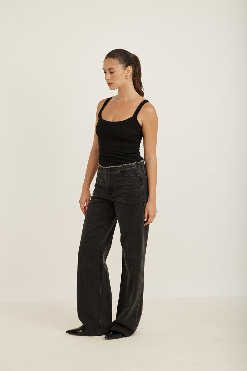 WIDE LEG BLACK JEANS