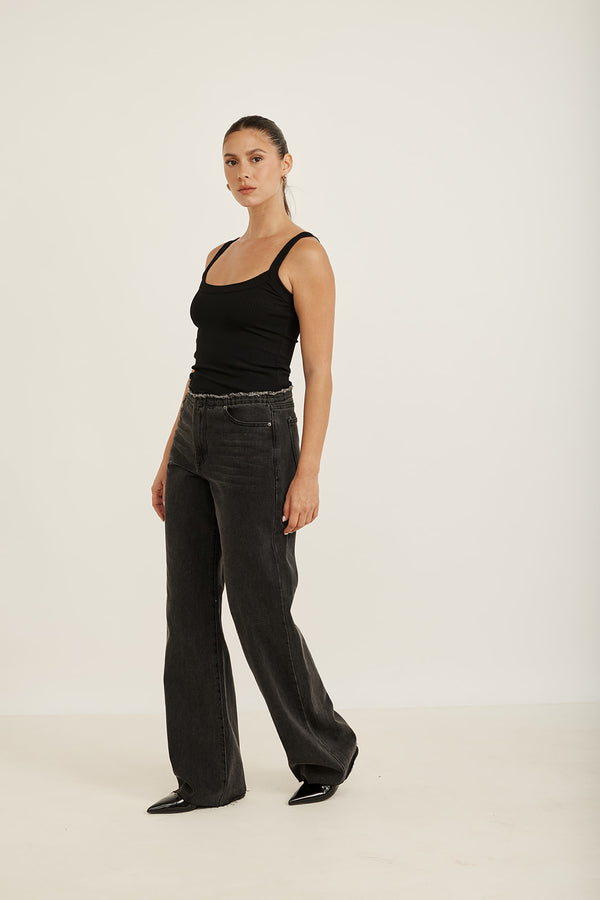 WIDE LEG BLACK JEANS