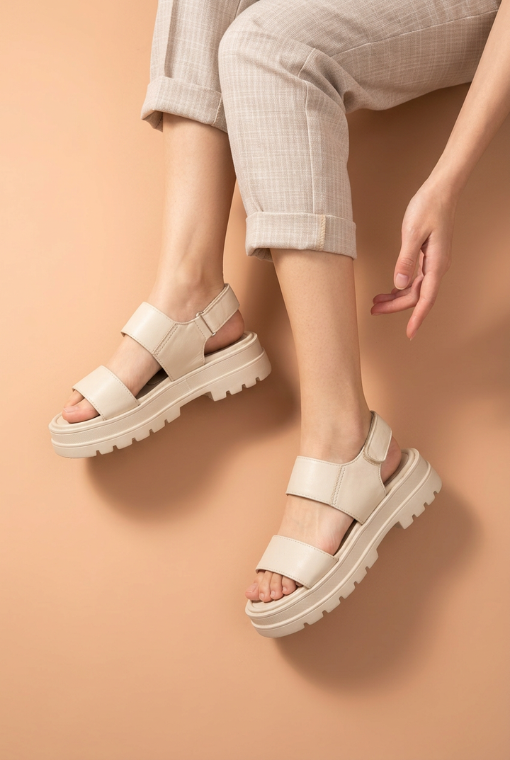 BEIGE  PLATFORM SANDALS