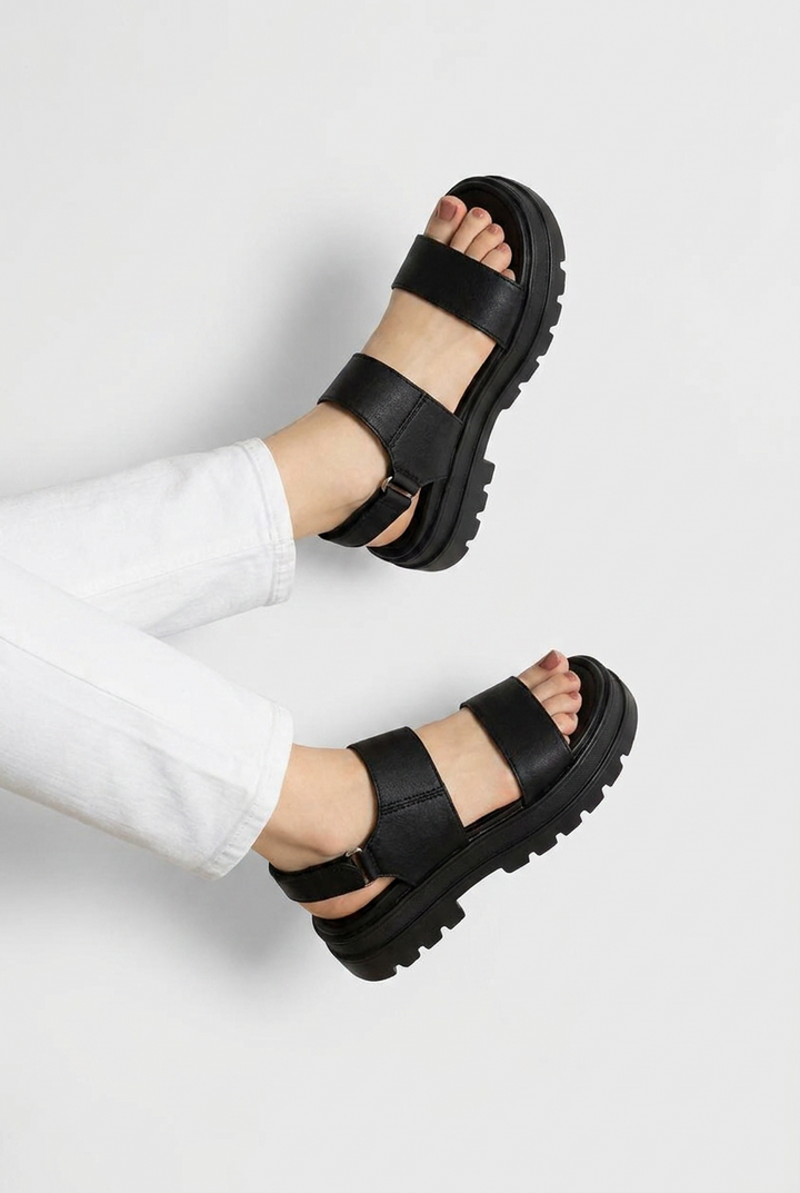 BLACK PLATFORM SANDALS