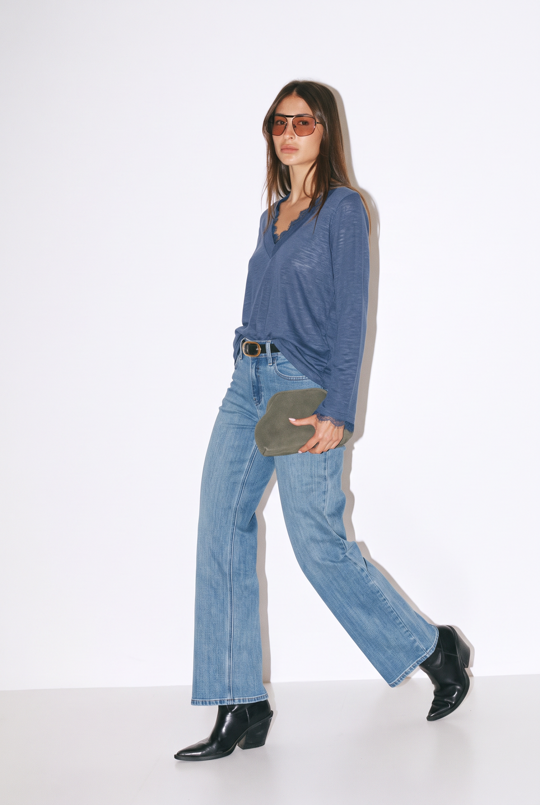 JULIE NAVY BLUE V-SHIRT