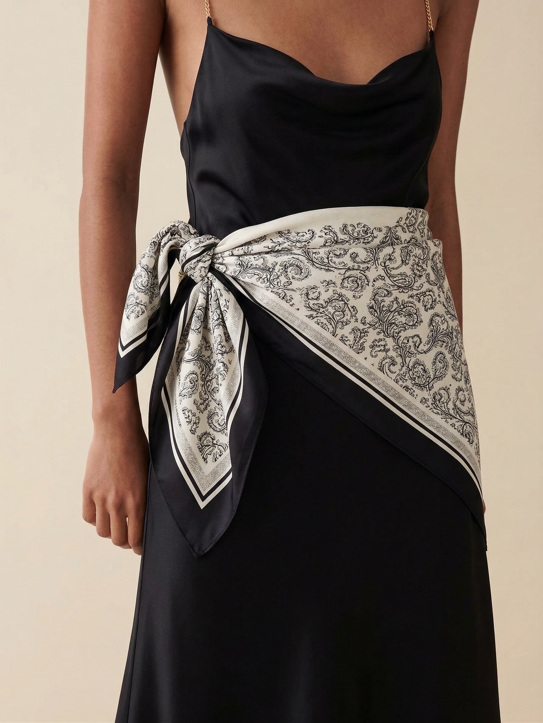 SATIN MONOCHROME PAISLEY SCARF