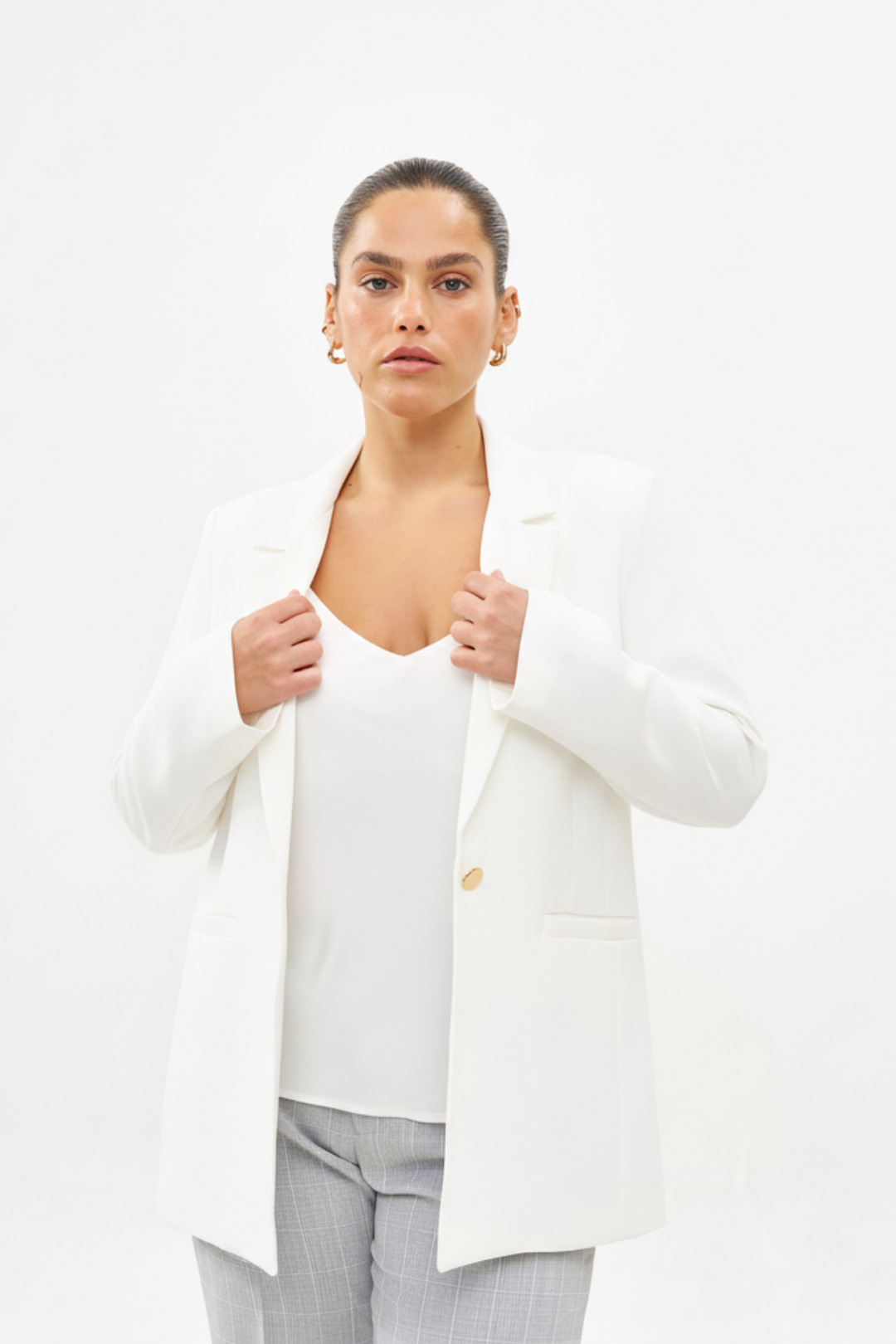 OPRAH WHITE JACKET