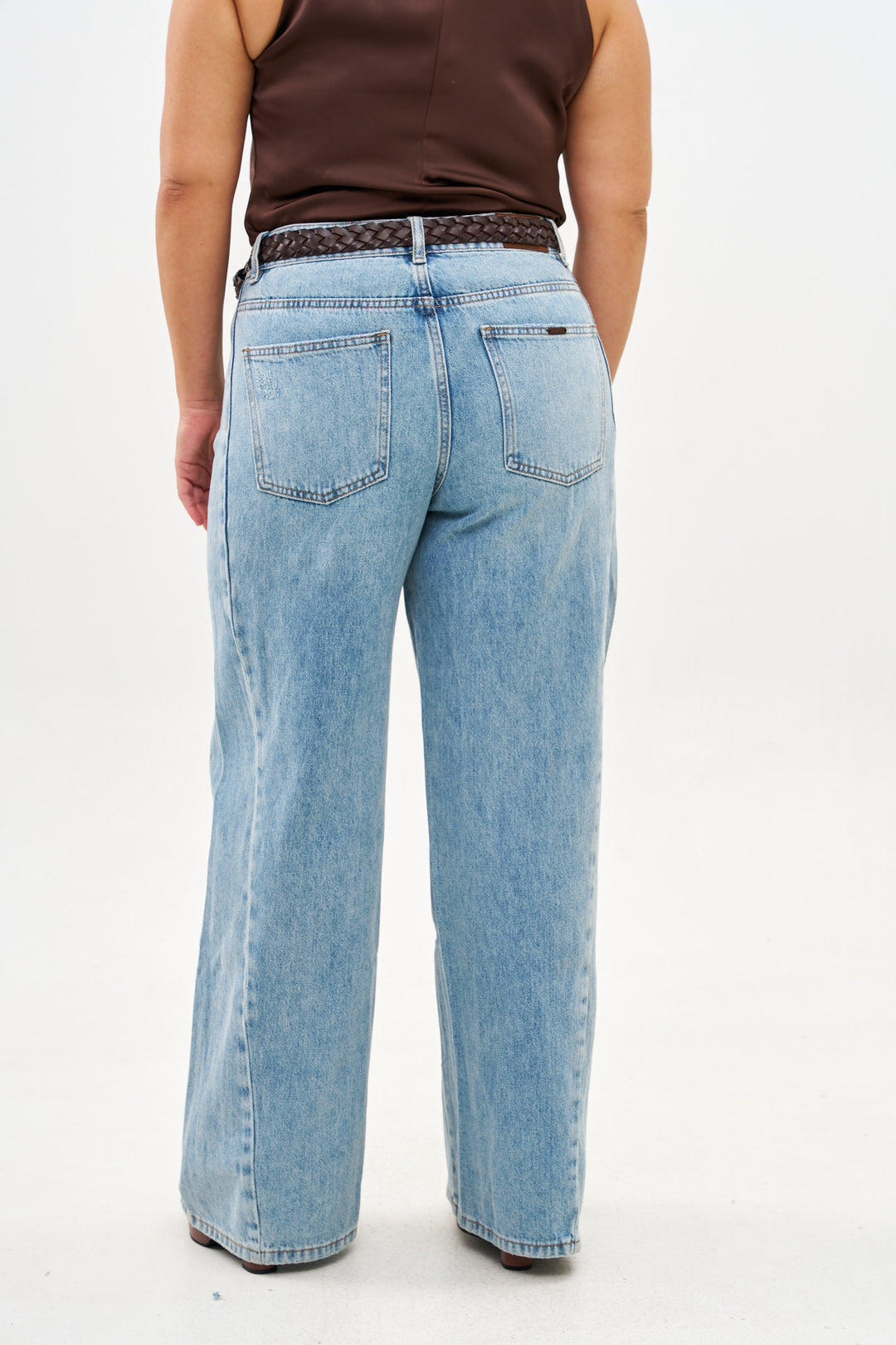 SUPER WIDE LEG JEANS