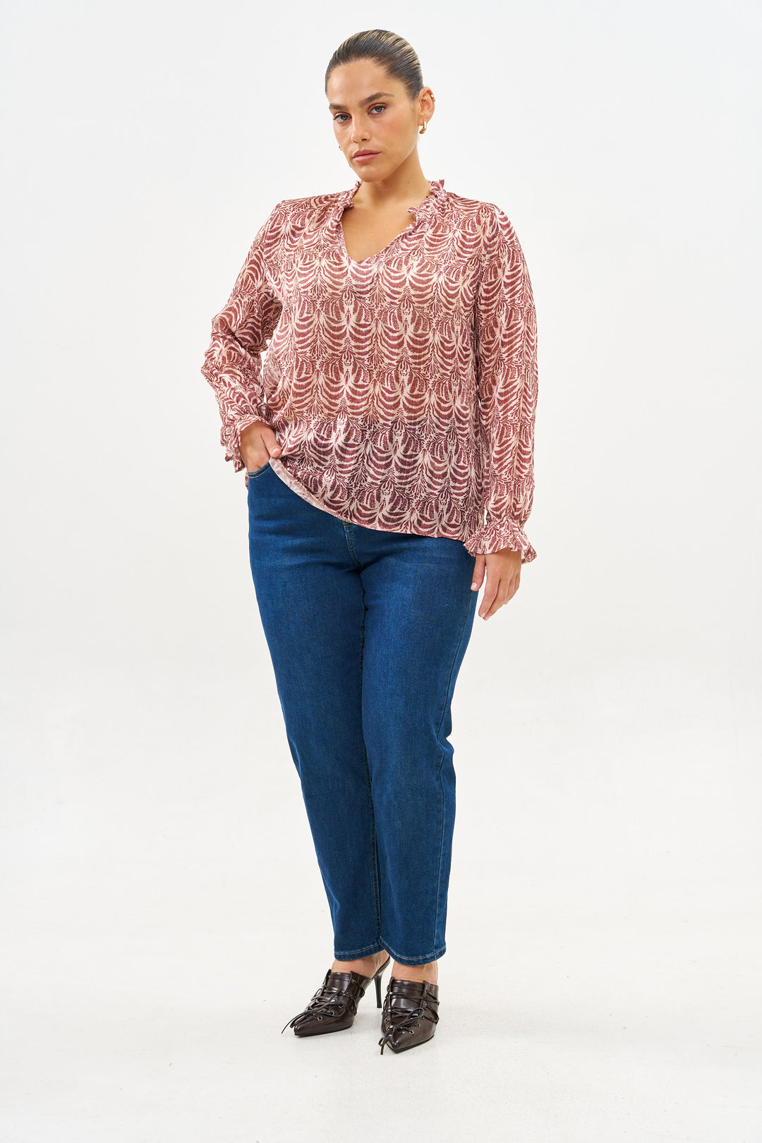 MEGHAN RED WINE SHIRT