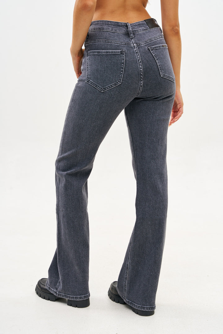 HAILEY BOOTCUT GRAY JEANS