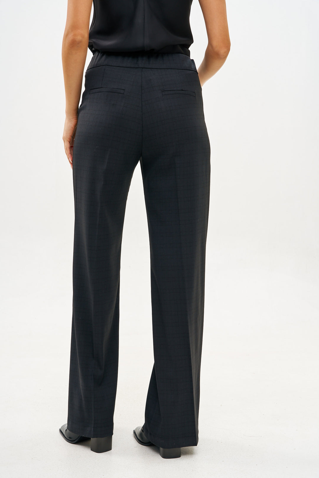 ROMI CLASSIC BLACK PANTS