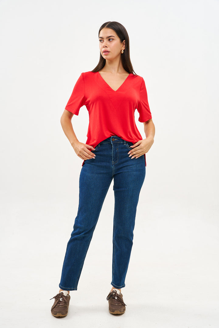 WANDA RED V-SHIRT