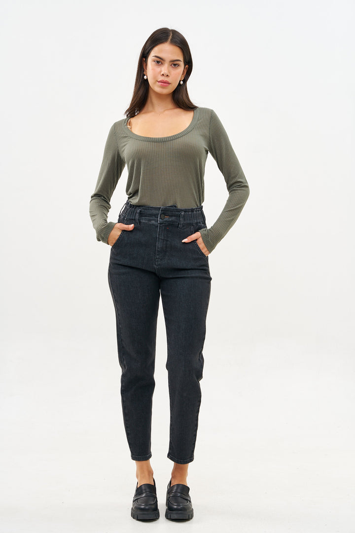 RITA DARK OLIVE T-SHIRT