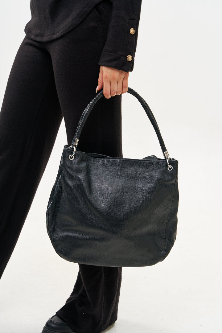 LARGE LEATHER BLACK BAG WITH A BRAIDED STRAP