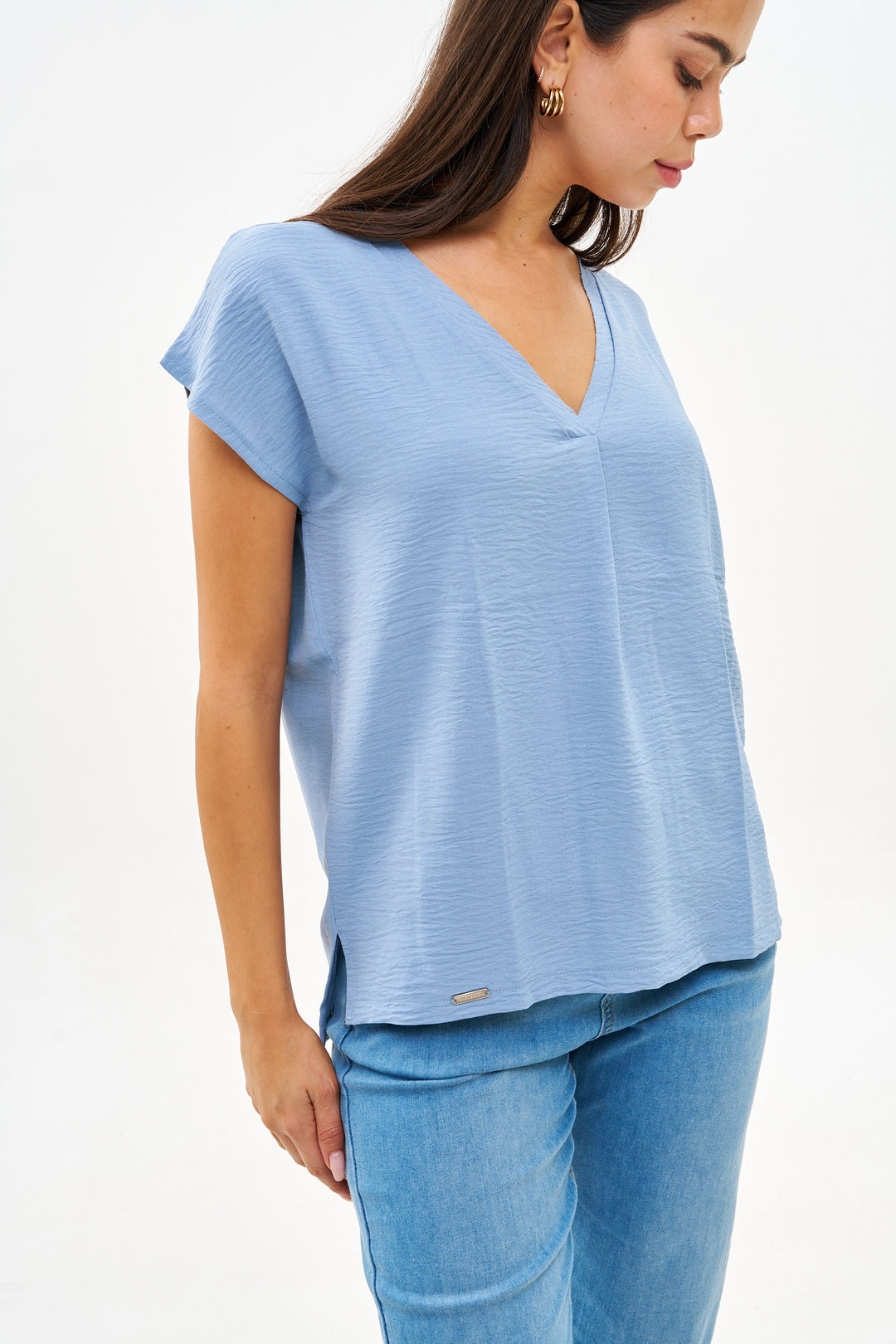 SARA DENIM BLUE V-SHIRT