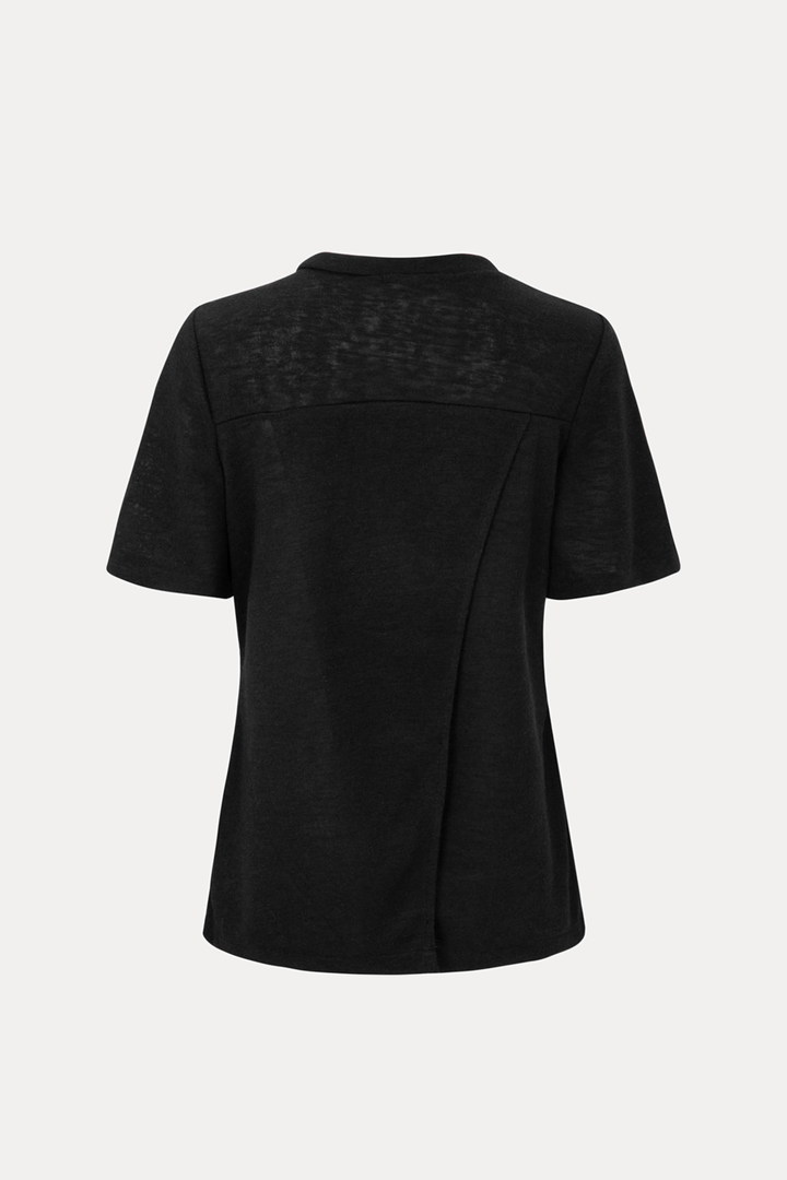 NANCY BLACK T-SHIRT