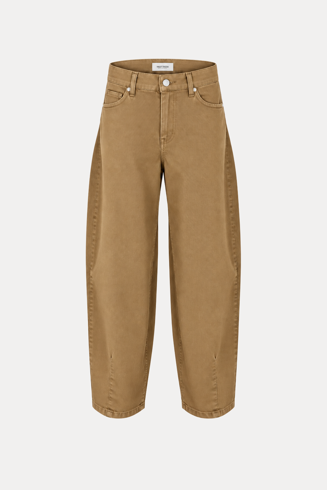 מכנסי דריל בלון PAULA כאמל על רקע לבן